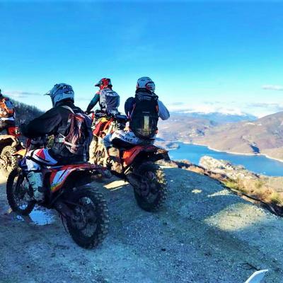 28056807 1525644654197743 4405453055153771712 N